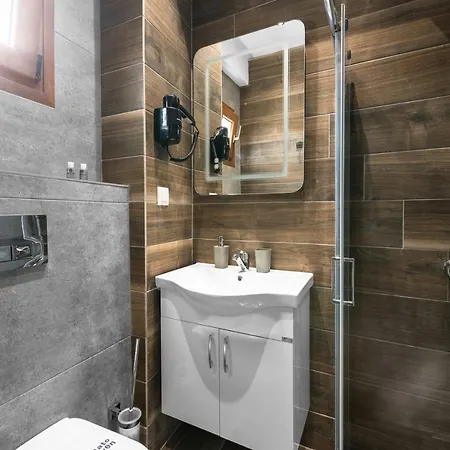 Ultima Summer Residence, Nilie Hospitality Mgmt Apartment *